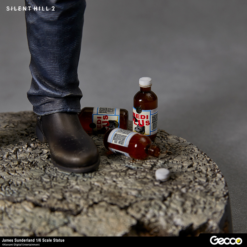 SILENT HILL 2/ James Sunderland 1/6 Scale Statue